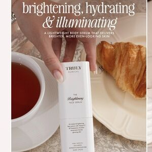 ✨ NEW Truly Clinical The Brightening Face Serum ✨